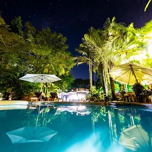 Dougies Backpackers Hostal Port Douglas